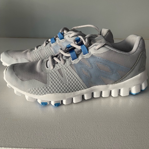 Reebok Women’s Trainer - Picture 2 of 8